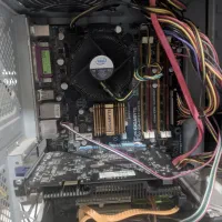 کامپیوتر رو میزی|رایانه رومیزی|بندر انزلی, چهارفریضه|دیوار