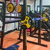 دستگاه بدنسازی. اسمیت و اسکات