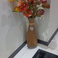 گل مصنوعی با گلدان