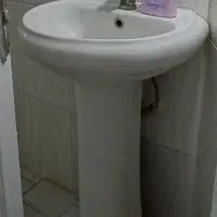 روشویی و شیرآب