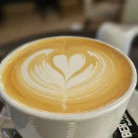 کار آموز باریستا خانم