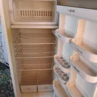 فروش یک عدد یخچال و یک عدد تمام فریزر