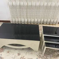 میزجلو مبلی و ۳ عسلی سالم و تمیز