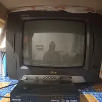 تلوزیون ۱۴ اینچ پاناسونیک و دستگاه دیجیتال
