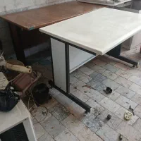 میز اداری تمیز تک وتعداد