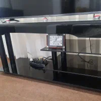 میز تلویزیون مشکی شیشه ای