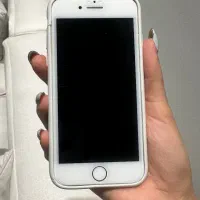 آیفون 8