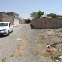 ۷۰۰متر زمین/ بهر جاده اصلی /ملک آباد چهارباغ|فروش زمین و ملک کلنگی|چهارباغ, |دیوار