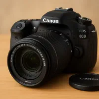 دوربین عکاسی Canon80D