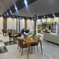 ادمین تولید محتوا از اسباب‌ بازی‌ (خانم و آقا)