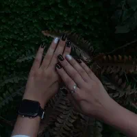 کاشت ناخن با تخفیف ویژه