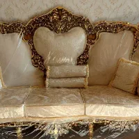 مبل سلطنتی خیلی راحت و شیک در حد نو