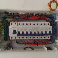 ارائه خدمات برق کشی ساختمان پذیرفته میشود