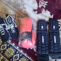 دستکش و ساقبند و کفش بوکس