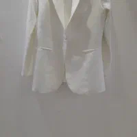 یک دست کت و شلوار زنانه