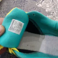 کتونی|کیف، کفش، کمربند|اشتهارد, |دیوار