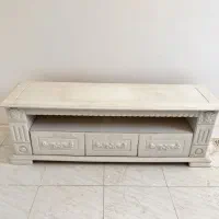 میز تلویزیون سفید