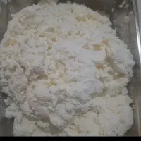 ماست چکیده گاوی