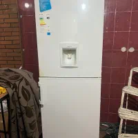 یخچال امرسان کاملا سالم‌‌و بسیار تمیز