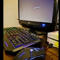 کیبورد گیمینگ Verity با نورپردازی RGB + ماوس