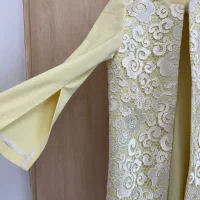 مانتو در حد نو تمیز|لباس|لاهیجان, شیشه گران|دیوار