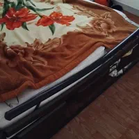 تخت دونفره بسیار زیبا فلزی|تخت و سرویس خواب|گرگان, |دیوار