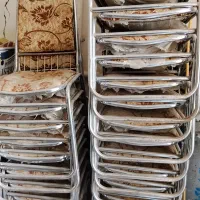 34عددصندلی سالنی و6عدد صندلی چرمی اداری