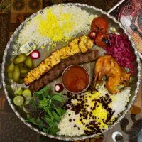 استخدام آشپز شهرستانی با جای خواب