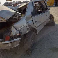 پژو ۴۰۵ تصادفی مدل ۸۸|خودرو سواری و وانت|سقز, |دیوار