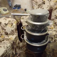 یک سرویس قابلمه چدن نو مارک مصدر به فروش میرسد