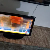 دوعدد تلوزیون همراه میز دوعدد اتو تکی هم به فروش م|تلویزیون و پروژکتور|رودبنه, |دیوار