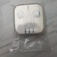 هنذفری سیمی اپل نوبه همه گوشی ها میخوره اصل اروپا