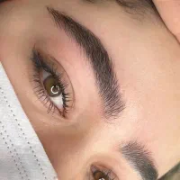 مدل میکروبلیدینگ ابرو و تینت لب