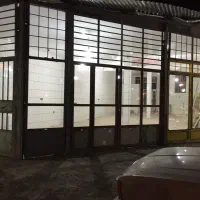 سه دهنه مغازه لب کمربندی ایت الله خامنه ای 90