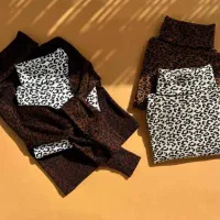 کراپ یقه اسکی طرح پلنگی