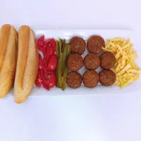 فلافل و مرغ مامان پزون