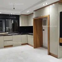 طراحی و اجرای انواع کابینت کمد دیواری و  درب چوبی