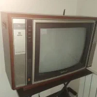 تلویزیون ناسیونال رنگی