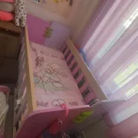 تخت و کمد و بوفه و دراور|اسباب و اثاث بچه|همدان, |دیوار