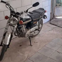موتورسیکلت مدل ۹۰ آریا