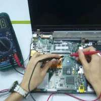 خدمات نرم افزار و سخت افزار