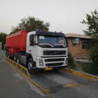 کامیون کشنده ولوو