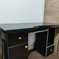 میز کامپیوتر ،تحریر