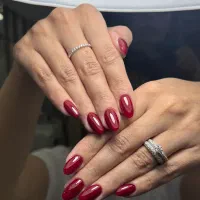 ترمیم و کاشت ناخن در سعادت‌آباد