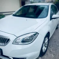 برلیانس H330 اتوماتیک 1500cc، مدل ۱۳۹۷