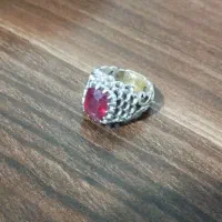 انگشتر یاقوت سرخ