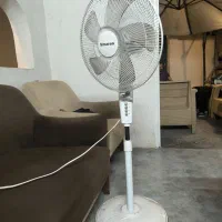 پنکه ایستاده
