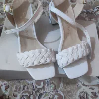 کفش صندل نو و سالم