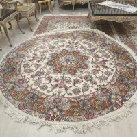 فرش گرد رج ۳۰ به قطر دو ونیم متر