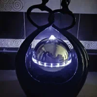 مجسمه آبشار